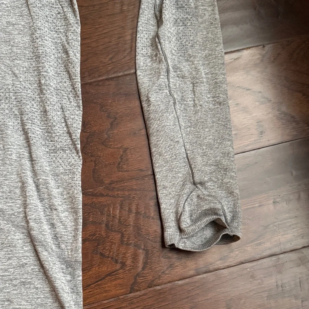 Lululemon Gray Swiftly Tech